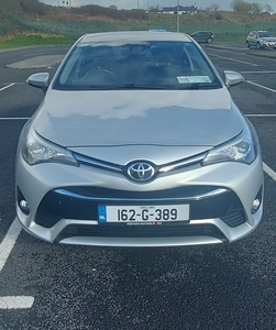 2016 - Toyota Avensis Manual