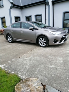 2016 - Toyota Avensis Manual