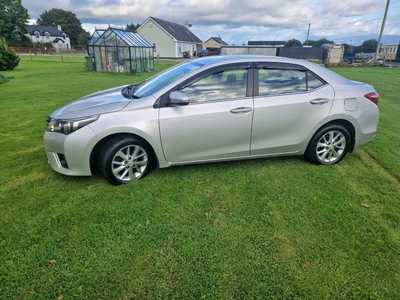 2016 - Toyota Corolla Manual