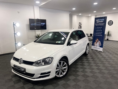 2016 - Volkswagen Golf Manual