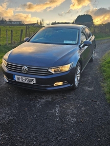 2016 - Volkswagen Passat Manual