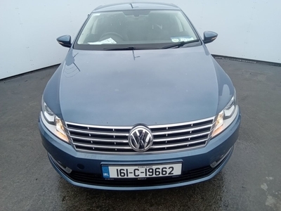 2016 - Volkswagen Passat Manual