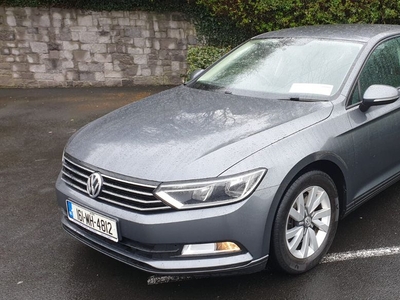 2016 - Volkswagen Passat Manual