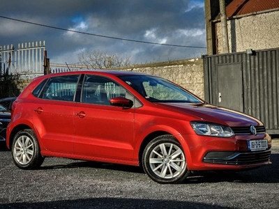 2016 - Volkswagen Polo Automatic