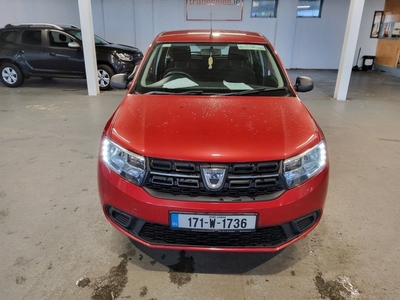 2017 - Dacia Sandero Manual