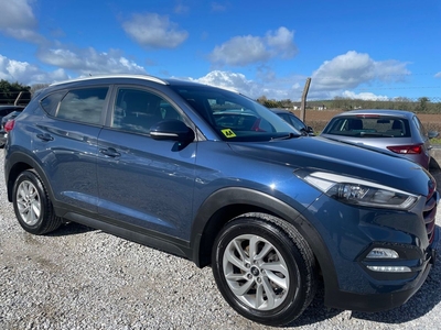 2017 - Hyundai Tucson Manual