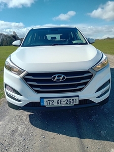 2017 - Hyundai Tucson Manual