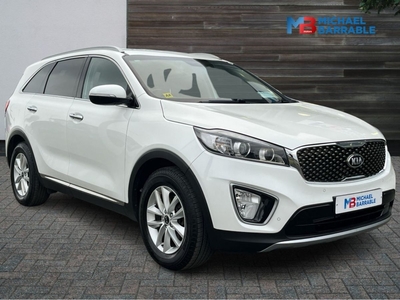 2017 - Kia Sorento Manual