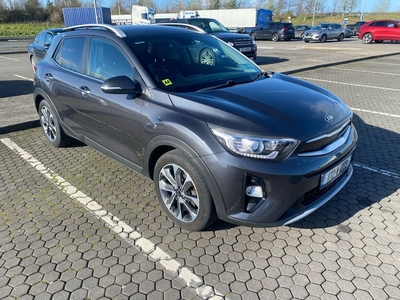 2017 - Kia Stonic Manual