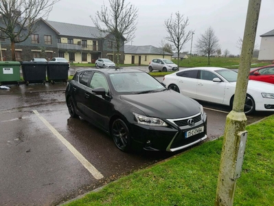 2017 - Lexus CT Automatic