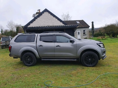 2017 - Nissan Navara Manual