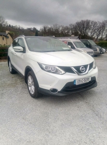 2017 - Nissan Qashqai Manual