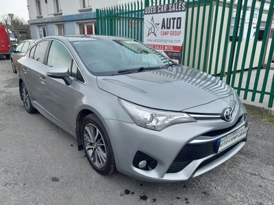 2017 - Toyota Avensis Manual