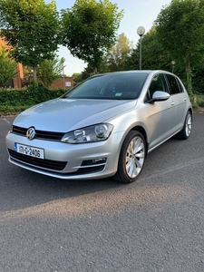 2017 - Volkswagen Golf Manual