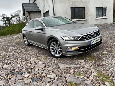 2017 - Volkswagen Passat Manual