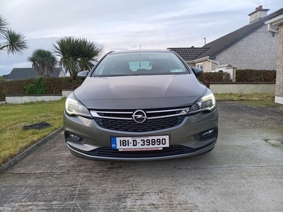 2018 - Opel Astra Manual