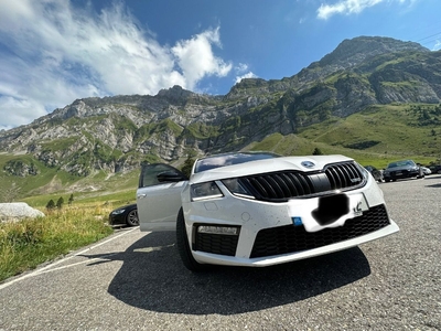 2018 - Skoda Octavia Manual