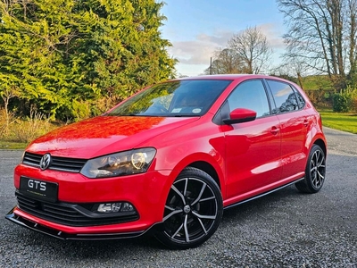 2018 - Volkswagen Polo Manual