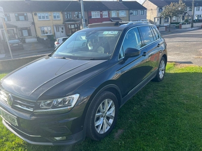 2018 - Volkswagen Tiguan Manual