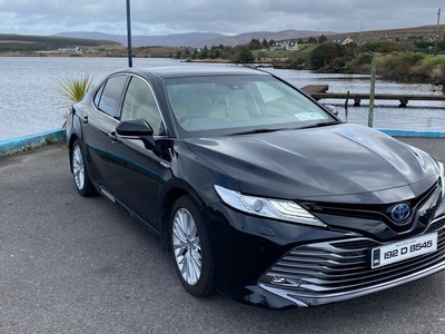 2019 - Toyota Camry Automatic