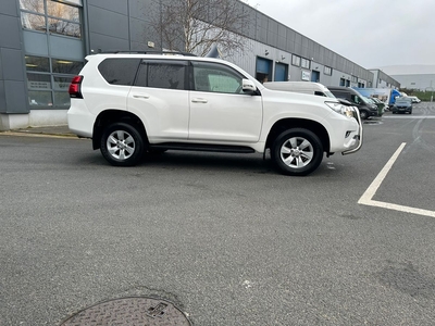 2019 - Toyota Land Cruiser Manual