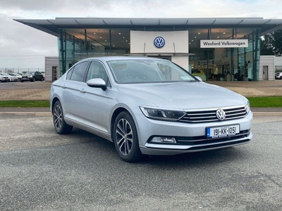 2019 - Volkswagen Passat Manual