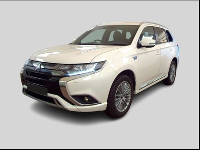 2020 - Mitsubishi Outlander Automatic