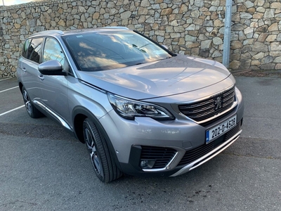 2020 - Peugeot 5008 Manual