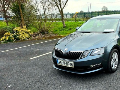 2020 - Skoda Octavia Manual