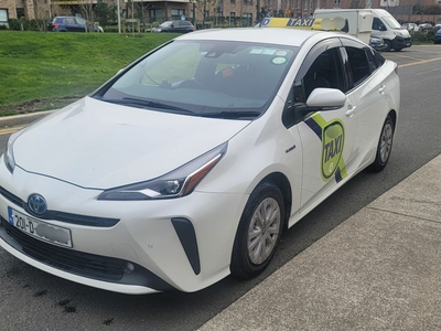 2020 - Toyota Prius Automatic