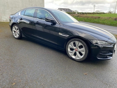 2021 - Jaguar XE Automatic