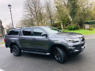 2021 - Toyota Hilux Automatic