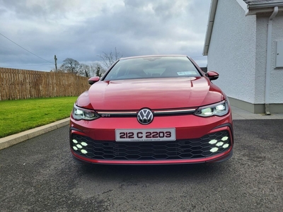 2021 - Volkswagen Golf Automatic