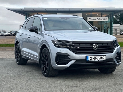 2021 - Volkswagen Touareg Automatic