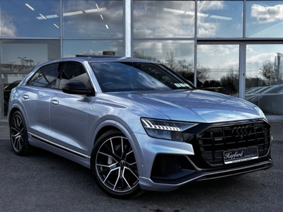 2022 - Audi Q8 Automatic