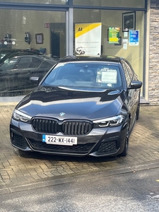 2022 - BMW 5-Series Automatic