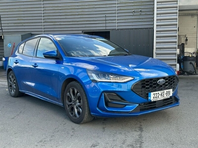 2022 - Ford Focus Manual