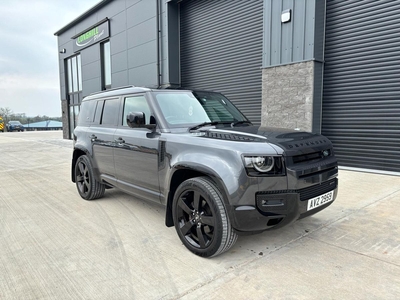 2022 - Land Rover Defender Automatic