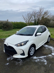 2022 - Toyota Yaris Automatic