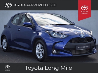 2022 - Toyota Yaris Manual