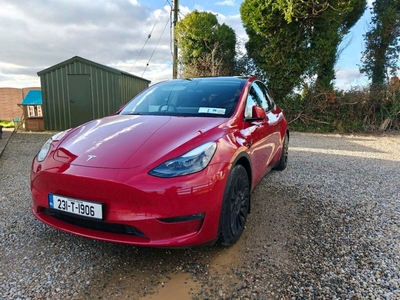 2023 - Tesla Model Y Automatic