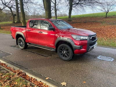 2023 - Toyota Hilux Automatic