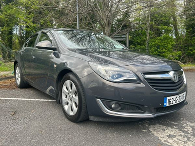 VAUXHALL INSIGNIA