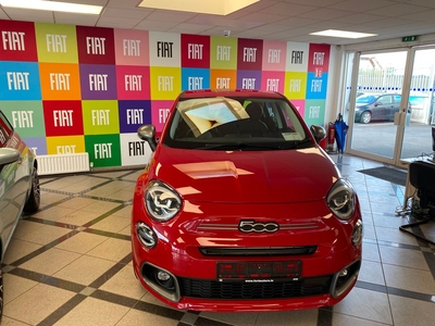 2024 (242) Fiat 500X