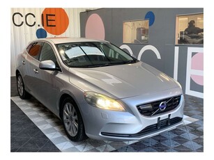 2013 (132) Volvo V40