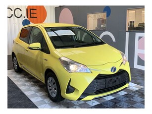 2017 (171) Toyota Vitz