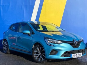 2022 (221) Renault Clio