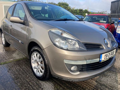 RENAULT CLIO