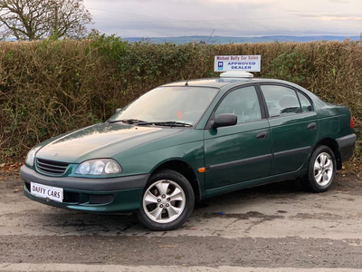 TOYOTA AVENSIS