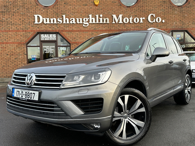 2017 (171) Volkswagen Touareg